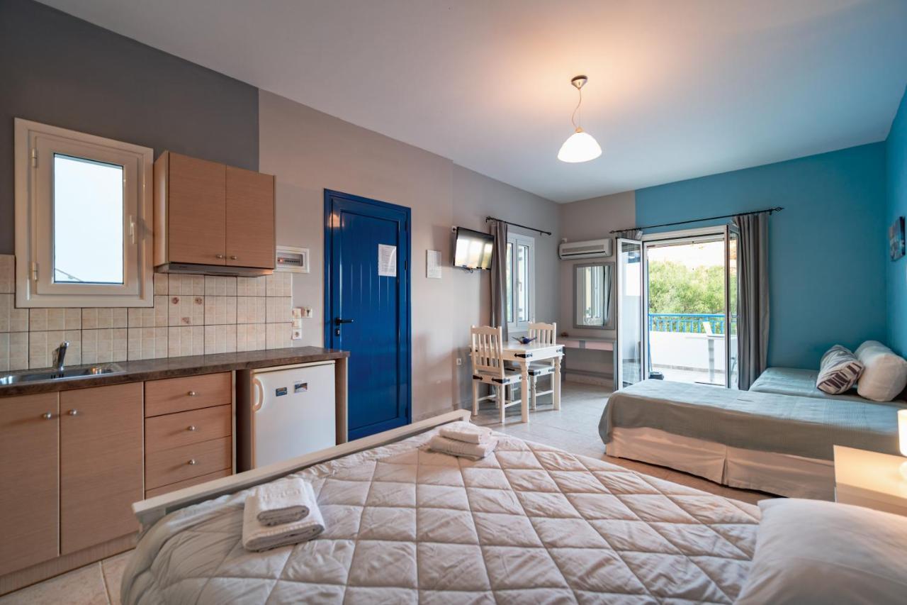 Philyra Appartments Agia Pelagia  外观 照片