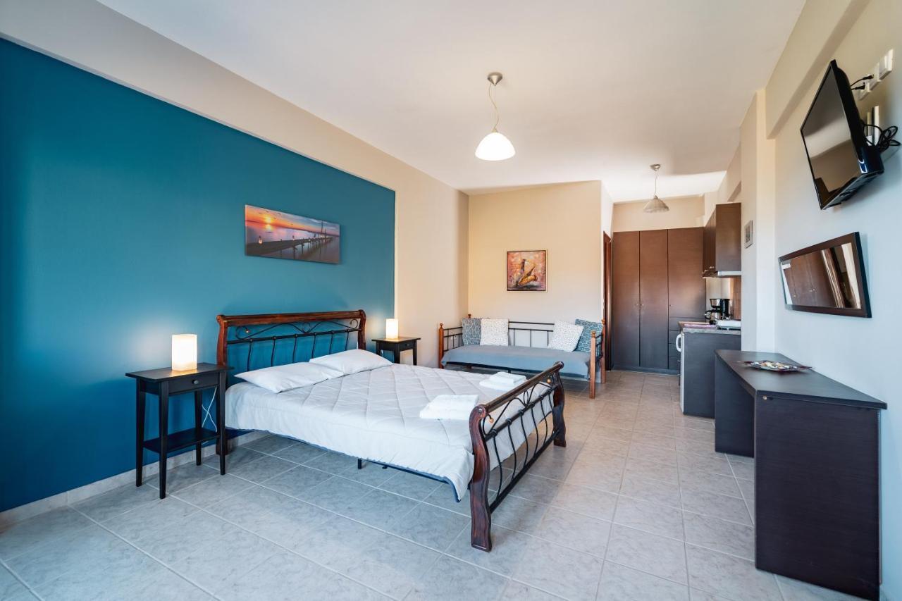 Philyra Appartments Agia Pelagia  外观 照片