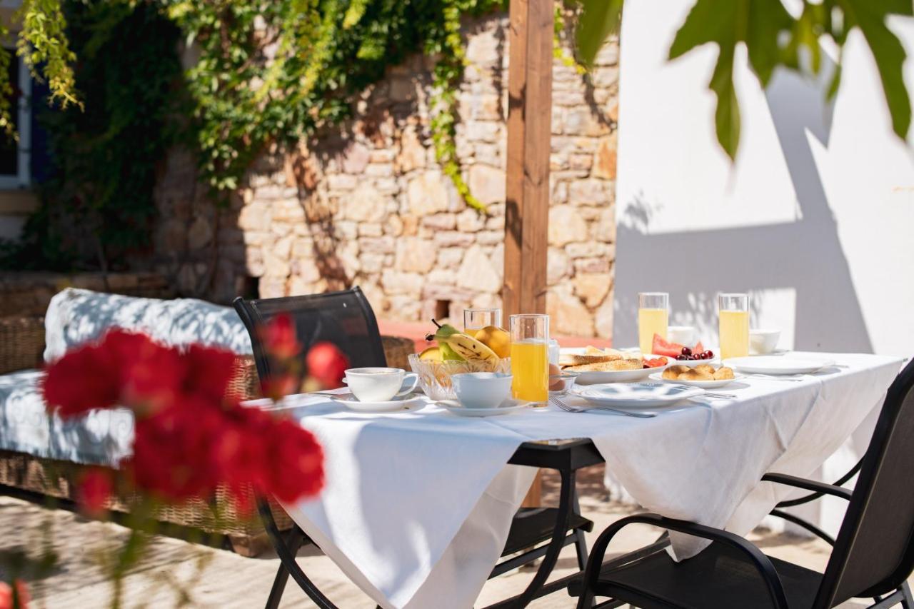 Philyra Appartments Agia Pelagia  外观 照片