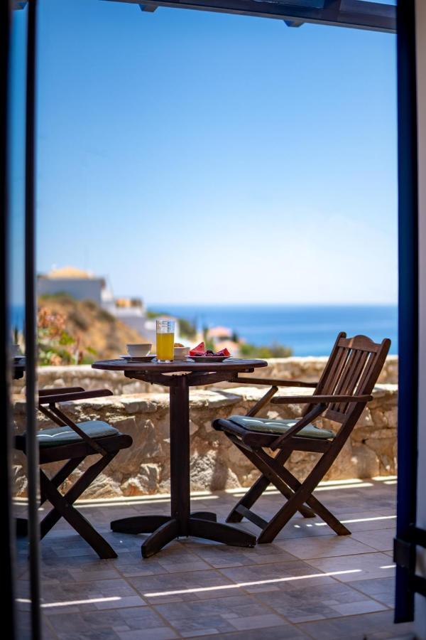 Philyra Appartments Agia Pelagia  外观 照片