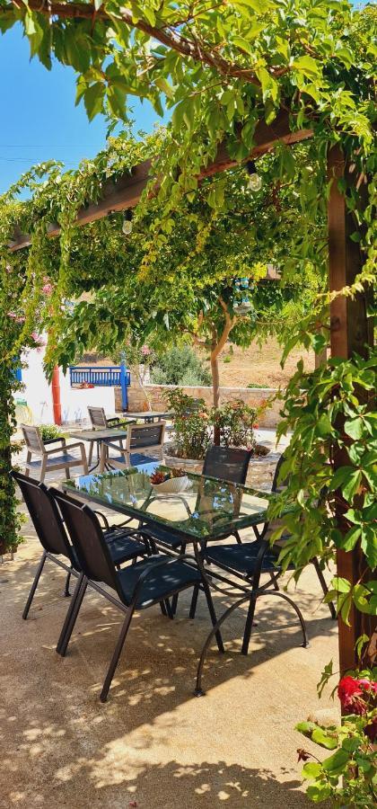 Philyra Appartments Agia Pelagia  外观 照片