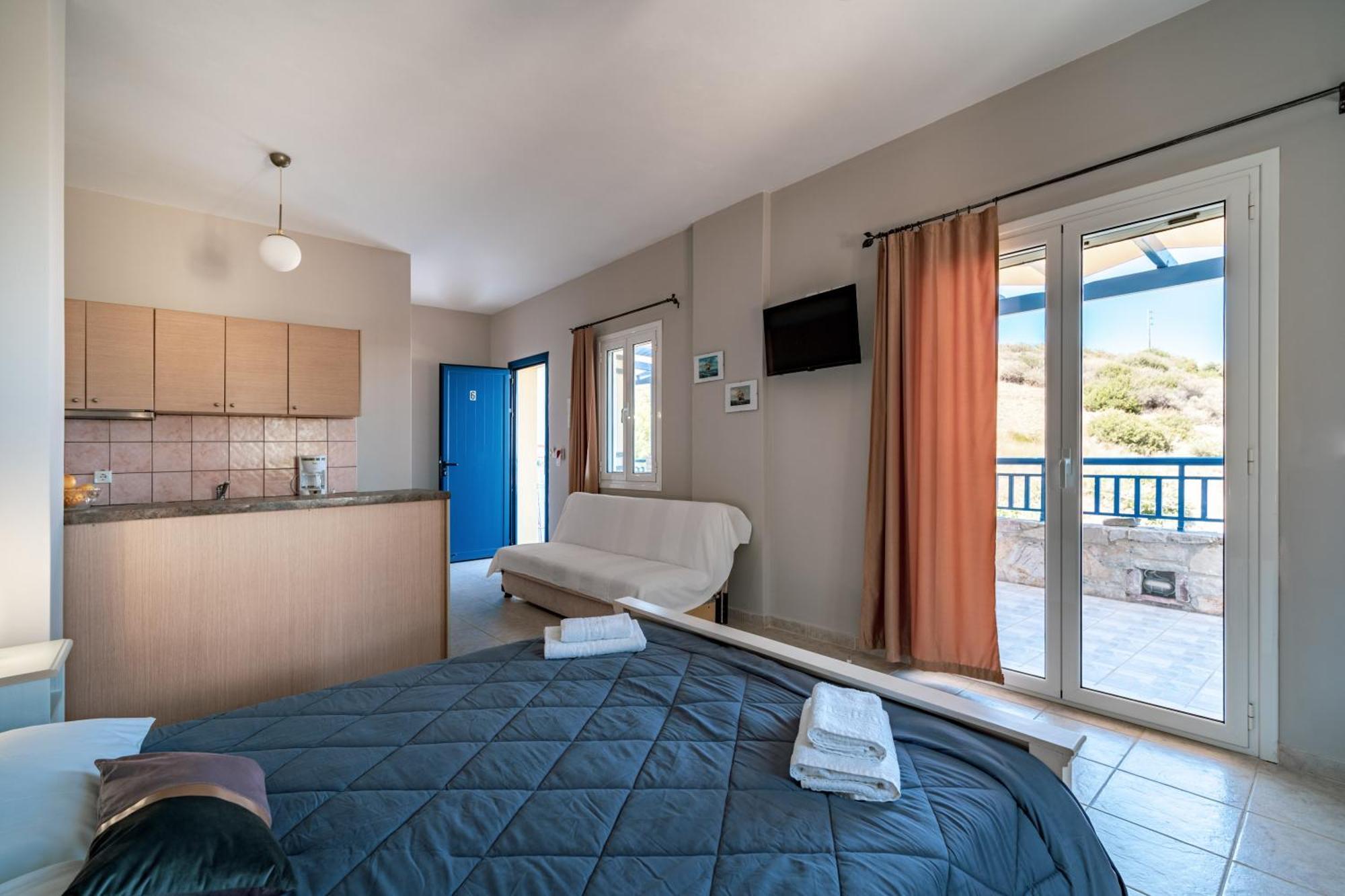 Philyra Appartments Agia Pelagia  客房 照片